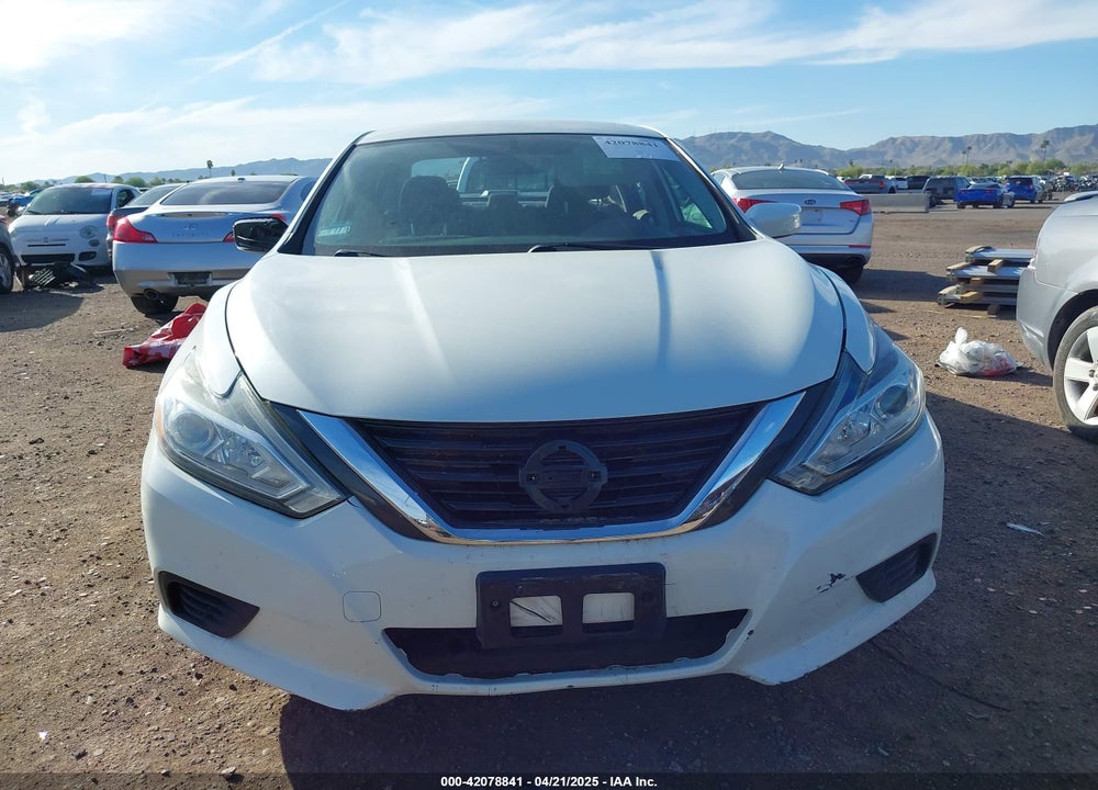 2017 NISSAN ALTIMA VIN: 1N4AL3AP2HN334480