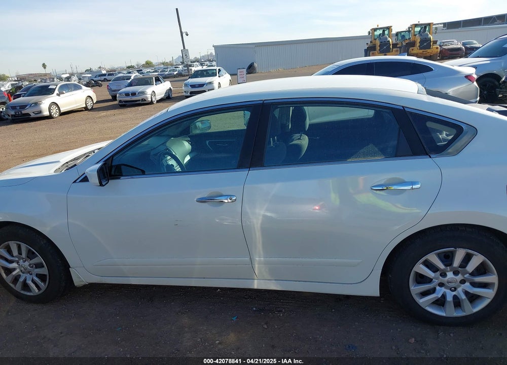 2017 NISSAN ALTIMA VIN: 1N4AL3AP2HN334480