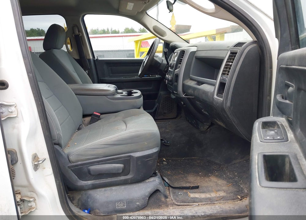 2013 RAM 1500 VIN: 1C6RR7FT5DS506755
