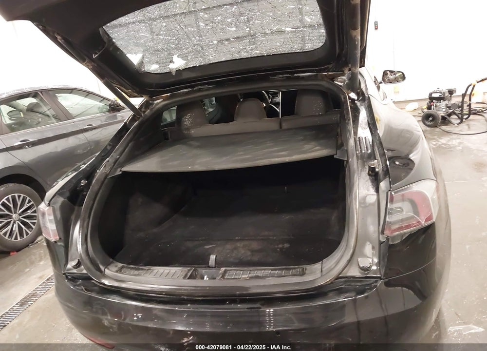 2018 TESLA MODEL S 100D/75D/P100D VIN: 5YJSA1E2XJF248751