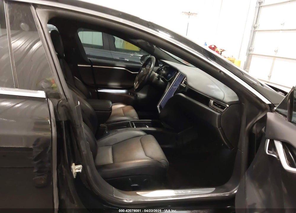 2018 TESLA MODEL S 100D/75D/P100D VIN: 5YJSA1E2XJF248751