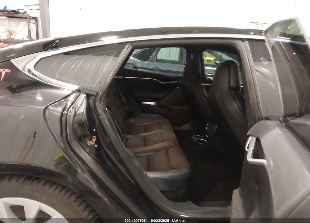 2018 TESLA MODEL S 100D/75D/P100D VIN: 5YJSA1E2XJF248751
