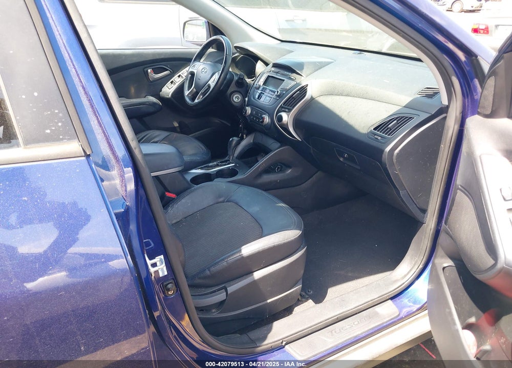 2011 HYUNDAI TUCSON GLS VIN: KM8JU3AC0BU207207