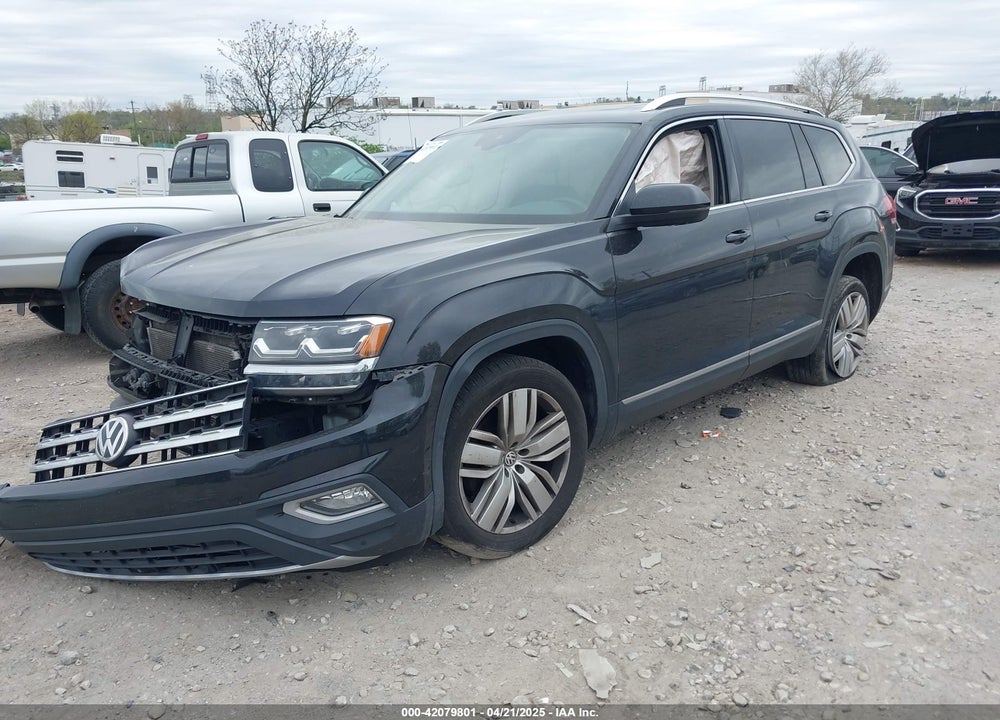 2018 VOLKSWAGEN ATLAS VIN: 1V2NR2CA4JC504349