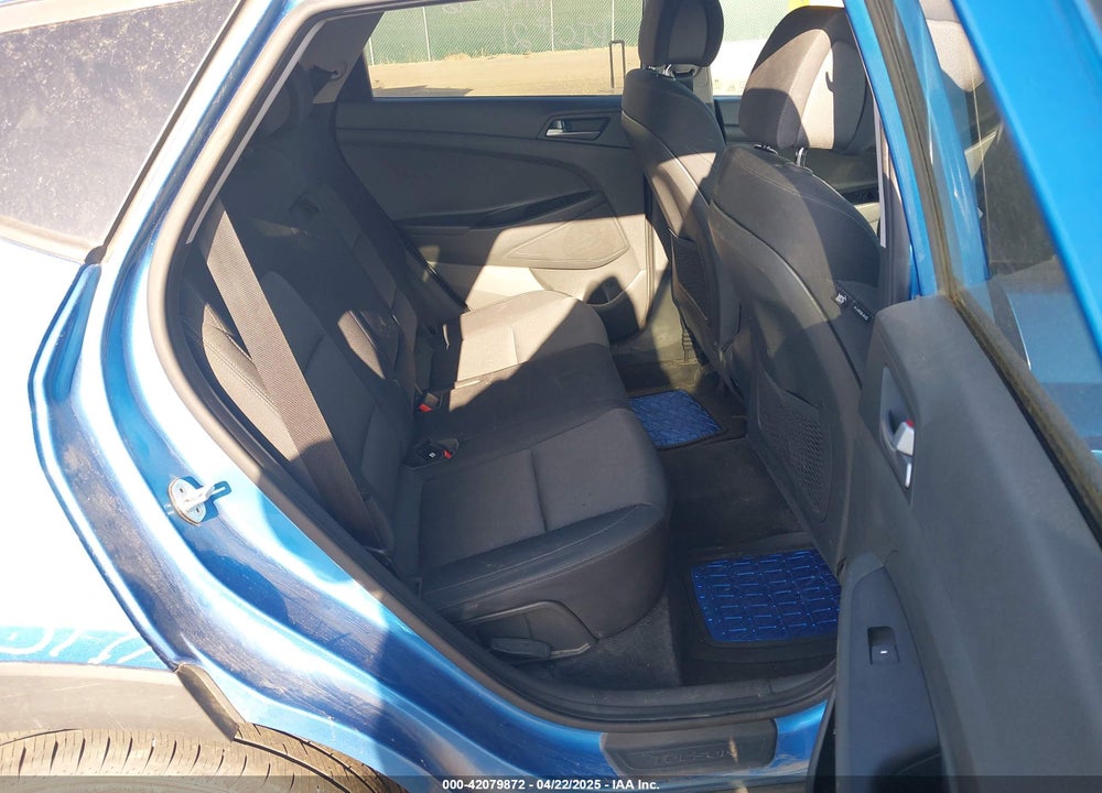 2017 HYUNDAI TUCSON VIN: KM8J3CA49HU468324