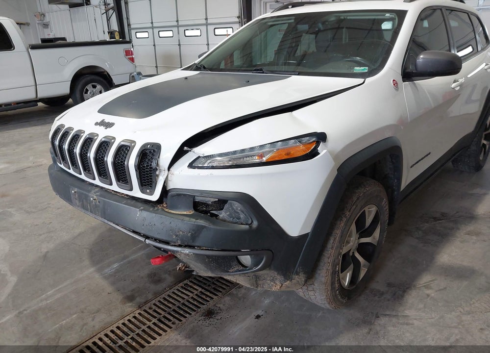 2017 JEEP CHEROKEE TRAILHAWK 4X4 VIN: 1C4PJMBS5HW614956