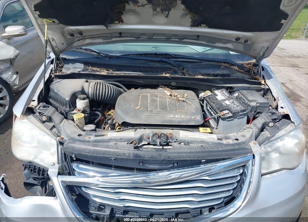2012 CHRYSLER TOWN & COUNTRY TOURING VIN: 2C4RC1BG5CR197840