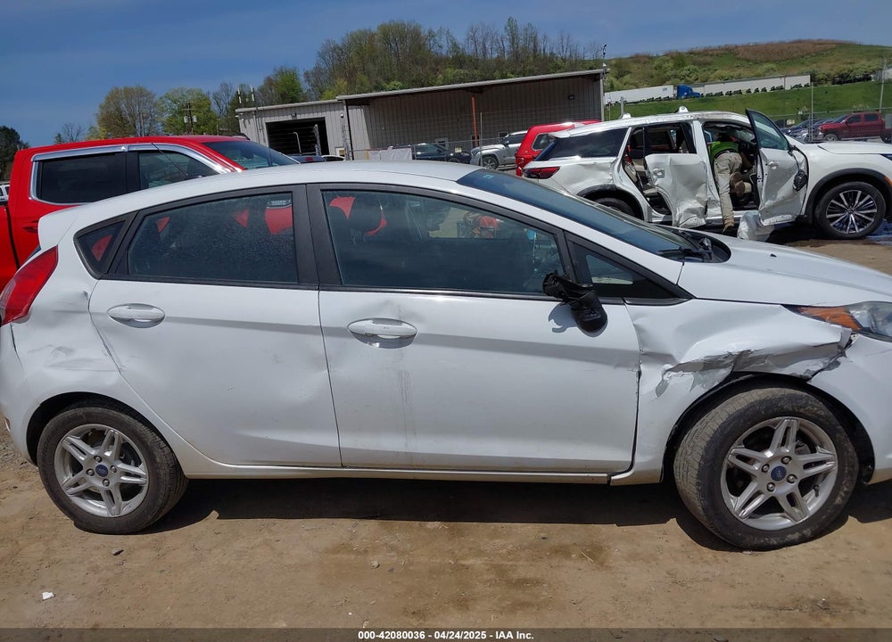 2018 FORD FIESTA SE VIN: 3FADP4EJ9JM127873
