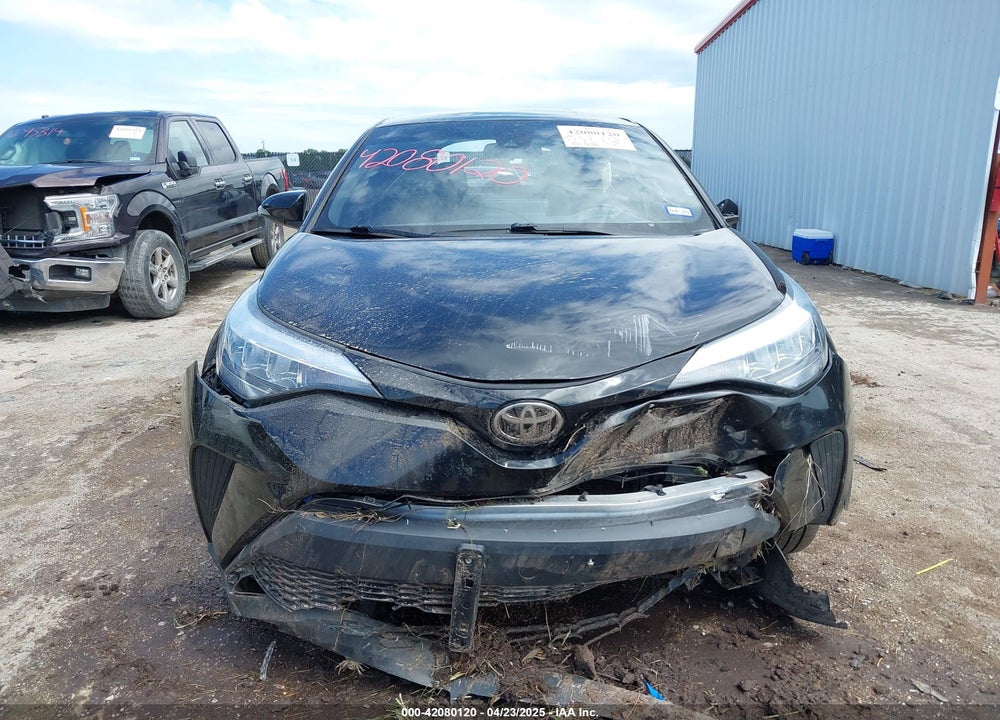 2020 TOYOTA C-HR XLE VIN: NMTKHMBX0LR103907