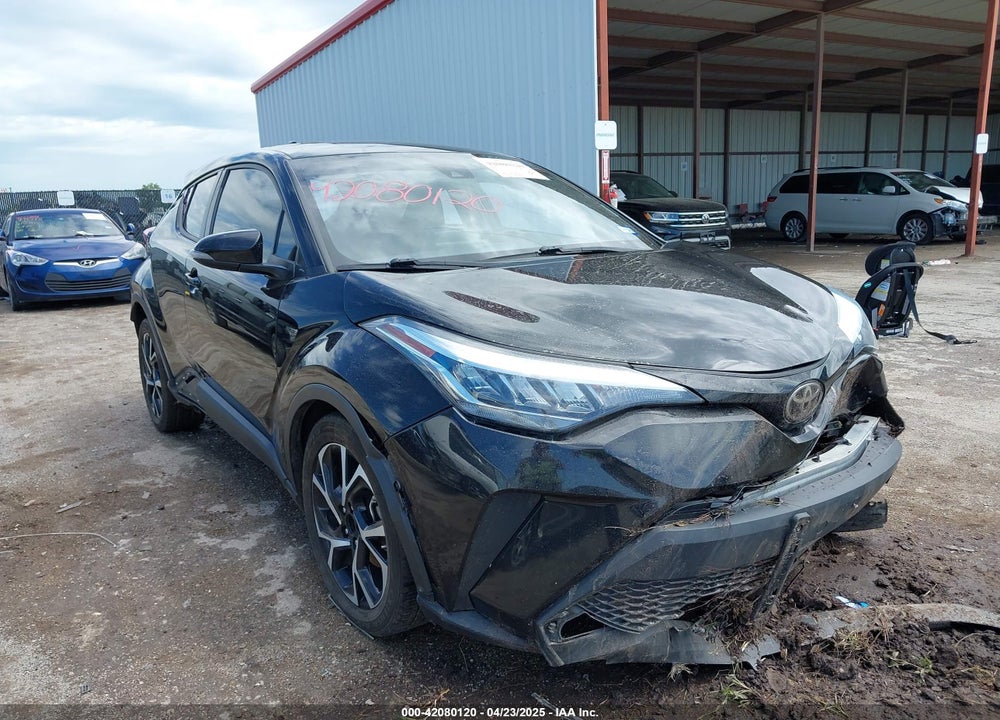 2020 TOYOTA C-HR XLE VIN: NMTKHMBX0LR103907