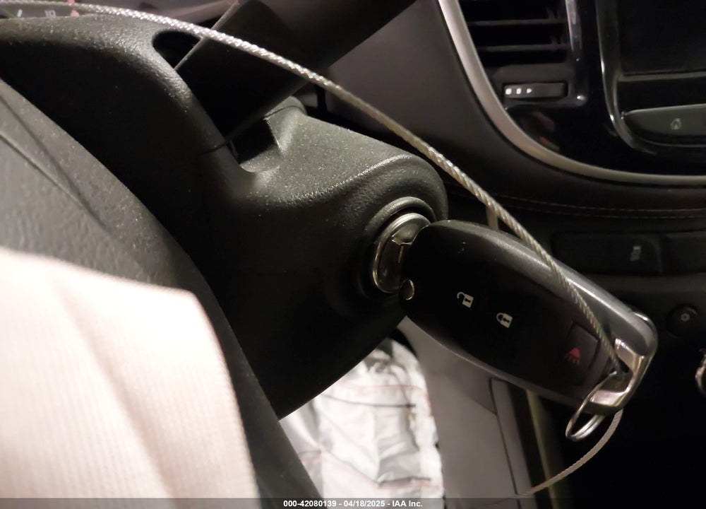 2020 CHEVROLET TRAX VIN: KL7CJKSB0LB318257