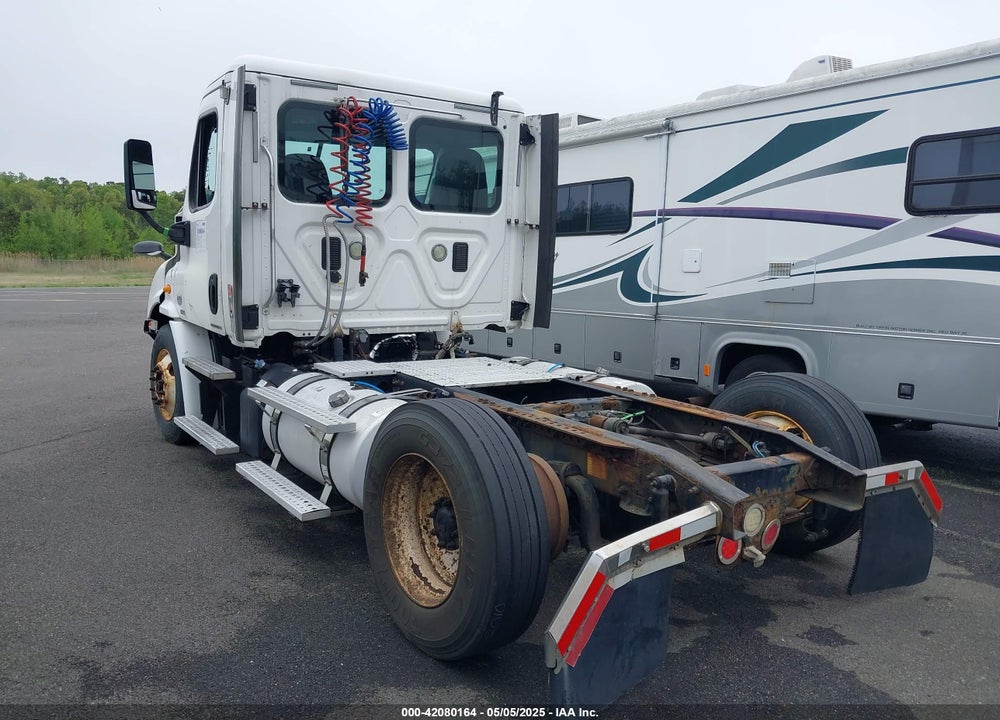 2012 FREIGHTLINER CASCADIA 113 VIN: 1FUBGADV9CLBJ3315