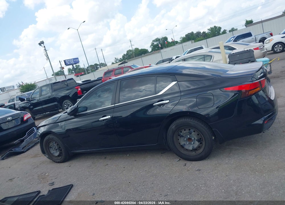2022 NISSAN ALTIMA S FWD VIN: 1N4BL4BV0NN420034