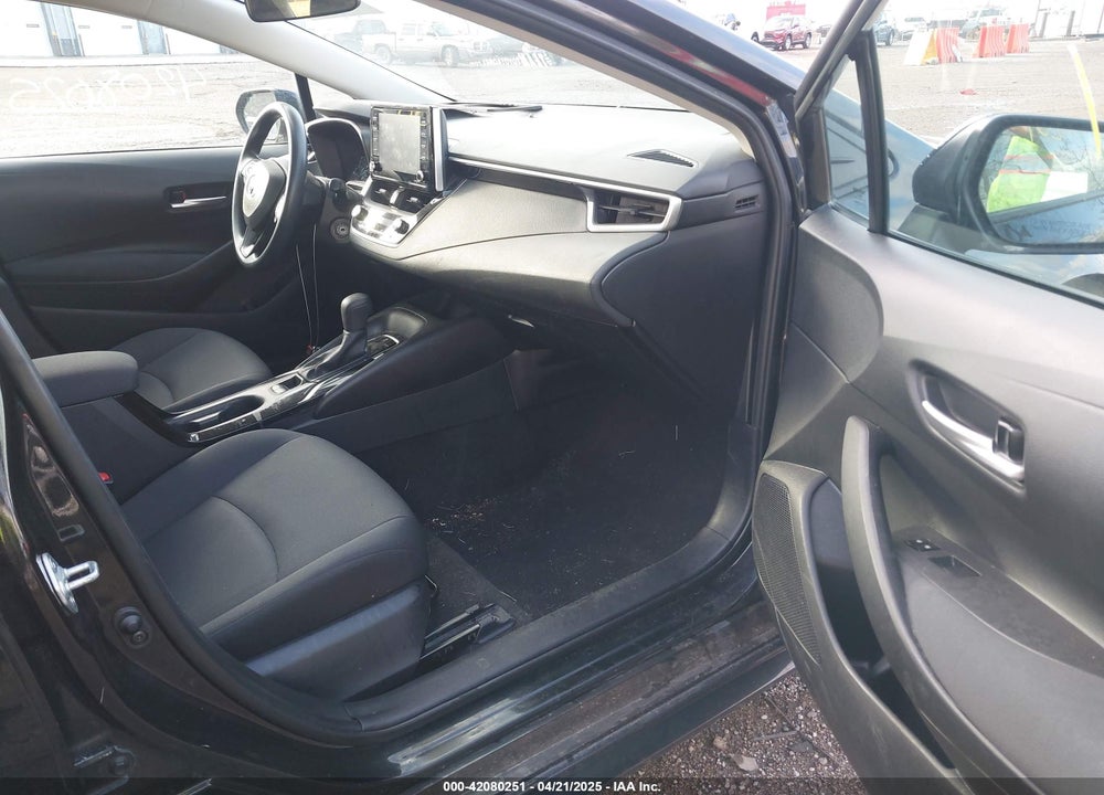 2021 TOYOTA COROLLA LE VIN: 5YFEPMAE0MP179381