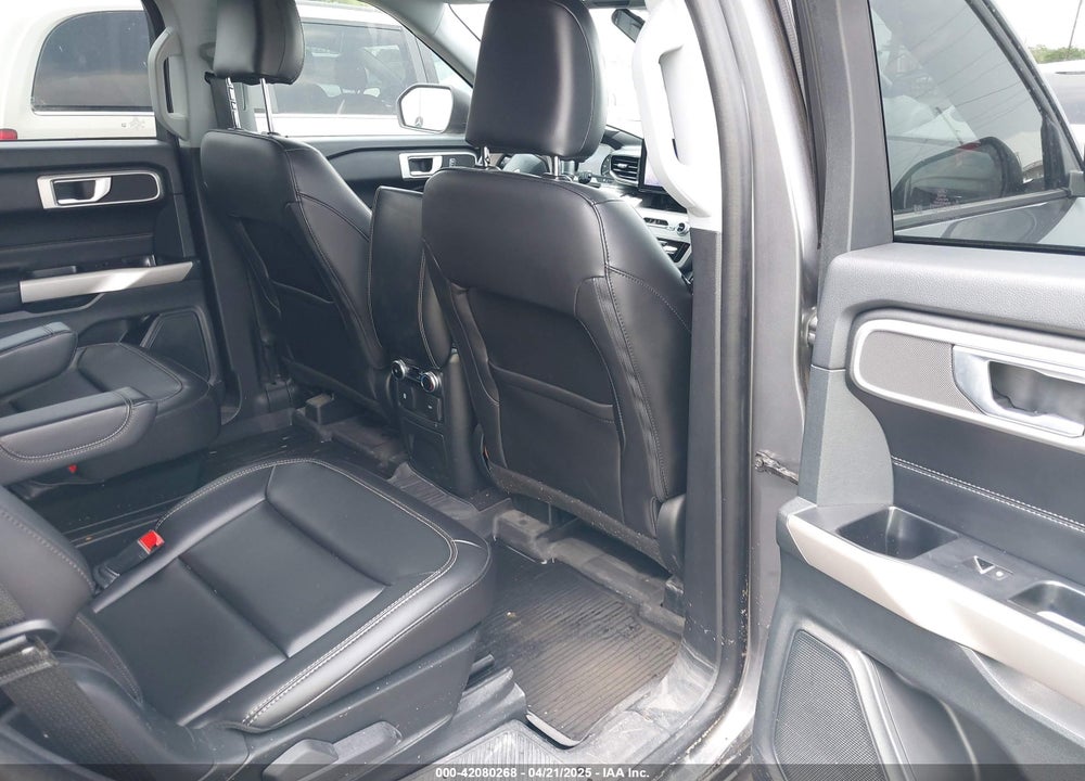 2023 FORD EXPLORER XLT VIN: 1FMSK7DH8PGB81017