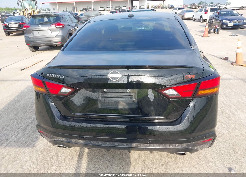 2024 NISSAN ALTIMA SR FWD VIN: 1N4BL4CV1RN424324