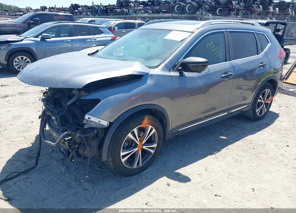 2017 NISSAN ROGUE VIN: 5N1AT2MT0HC884605