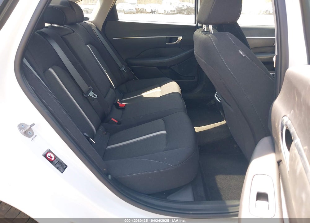 2023 HYUNDAI SONATA VIN: KMHL14JA4PA304084