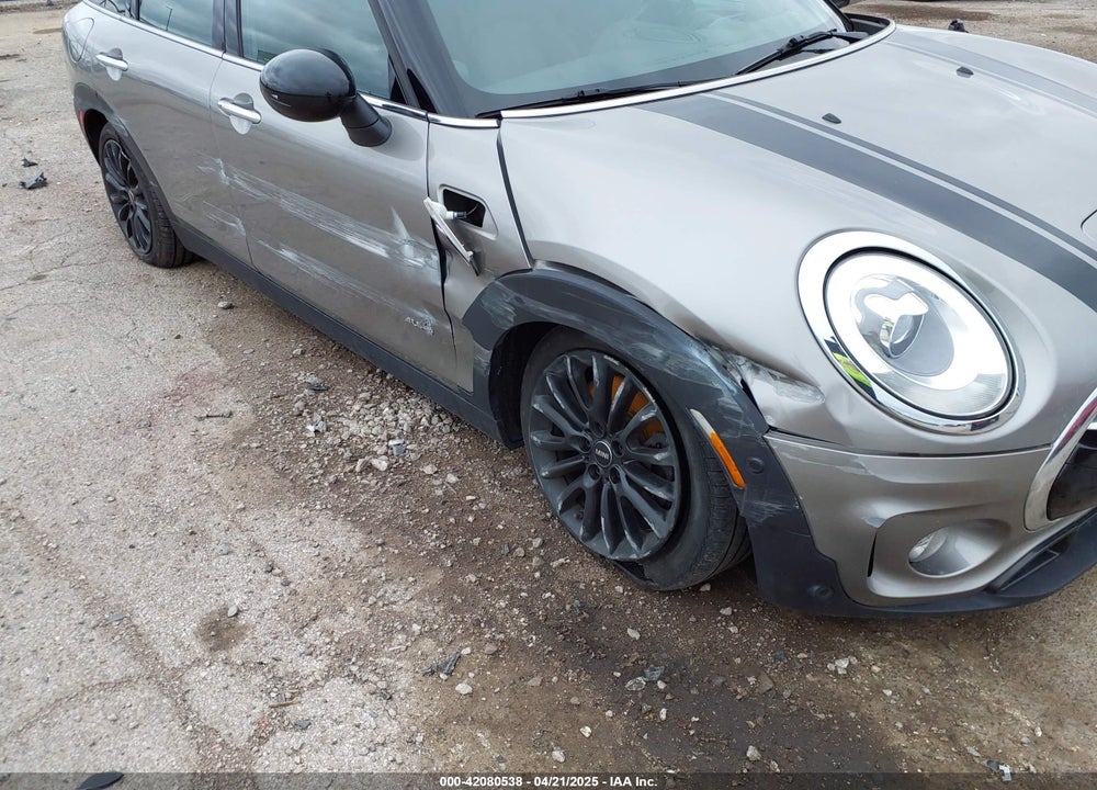 2018 MINI CLUBMAN VIN: WMWLU5C54J2G03108