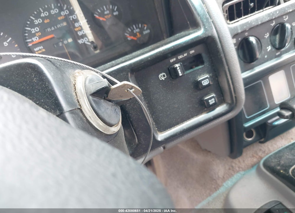 1995 JEEP GRAND CHEROKEE LAREDO VIN: 1J4GZ58S5SC570398