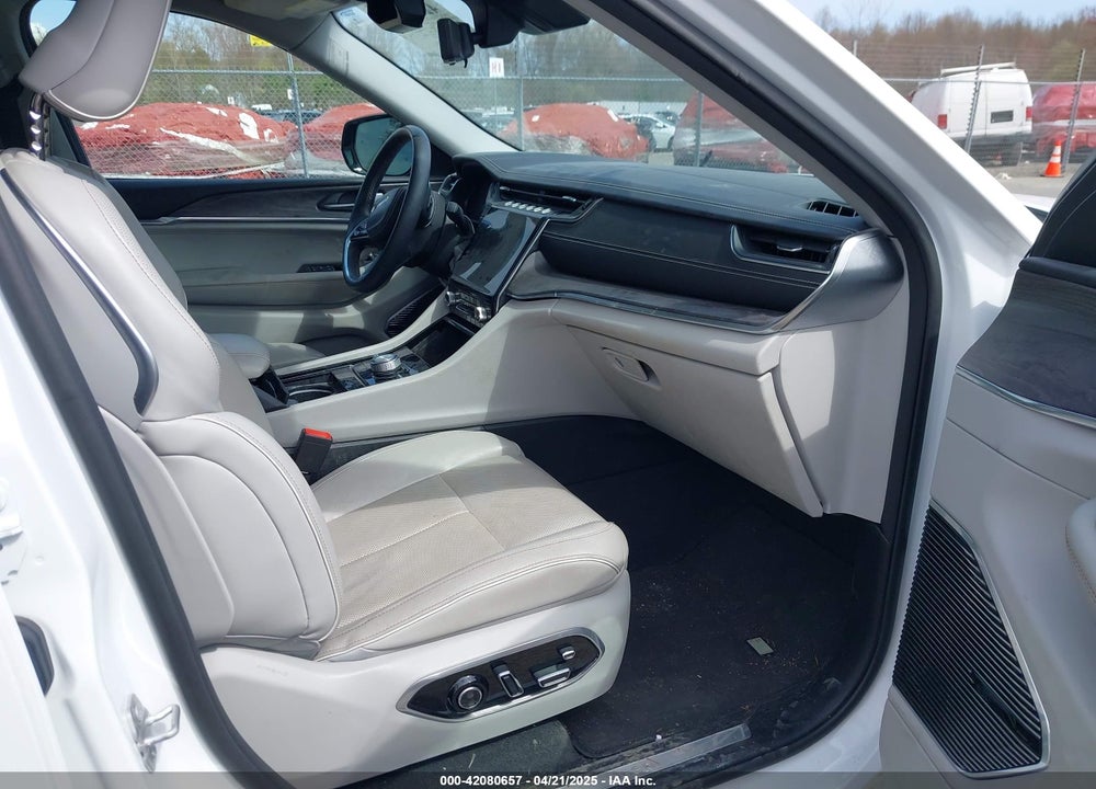 2022 JEEP GRAND CHEROKEE L OVERLAND 4X4 VIN: 1C4RJKDG9N8559384