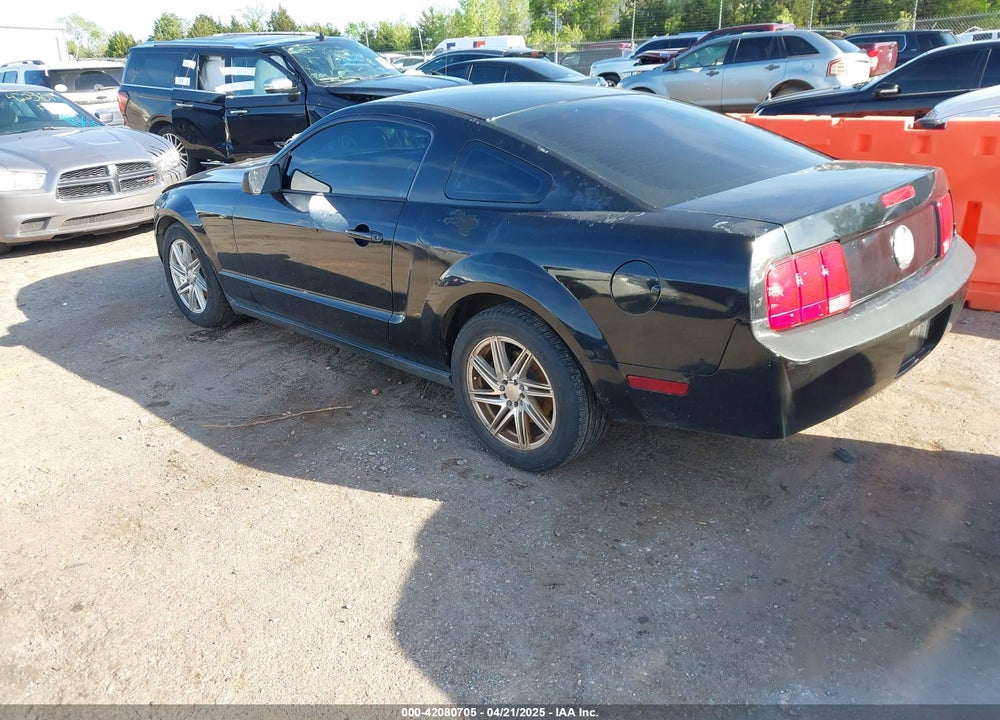 2007 FORD MUSTANG V6 DELUXE/V6 PREMIUM VIN: 1ZVFT80N975339457