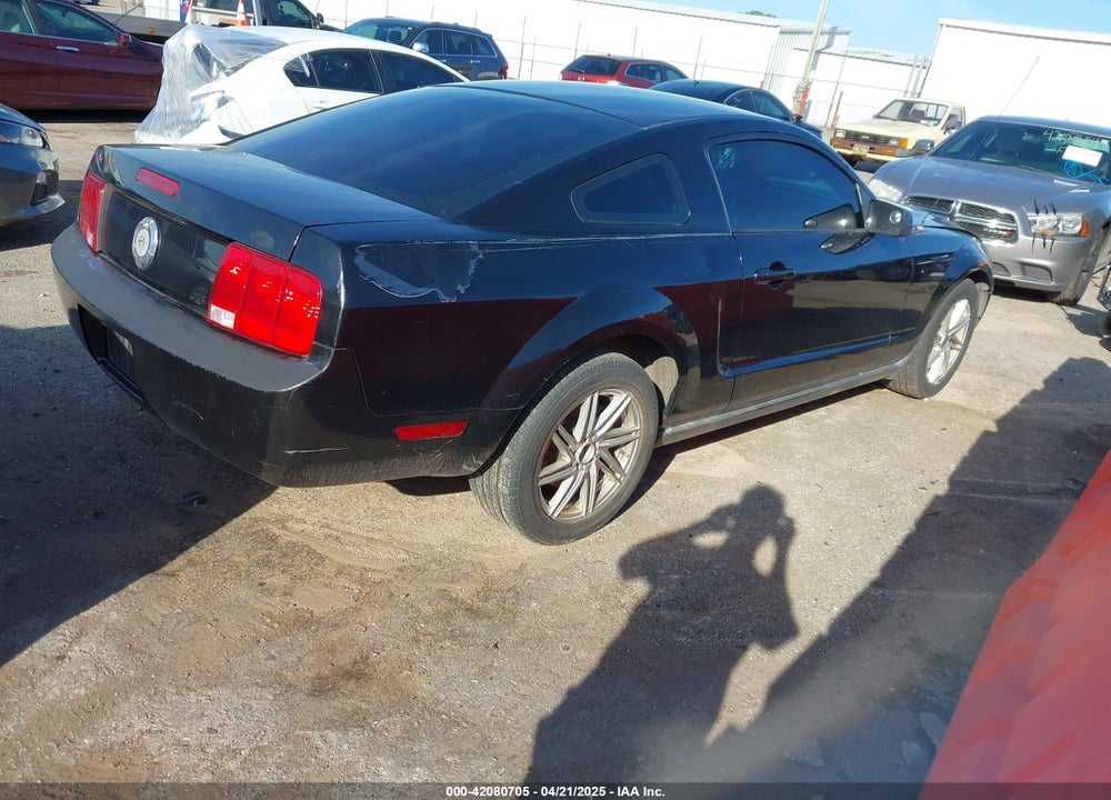 2007 FORD MUSTANG V6 DELUXE/V6 PREMIUM VIN: 1ZVFT80N975339457