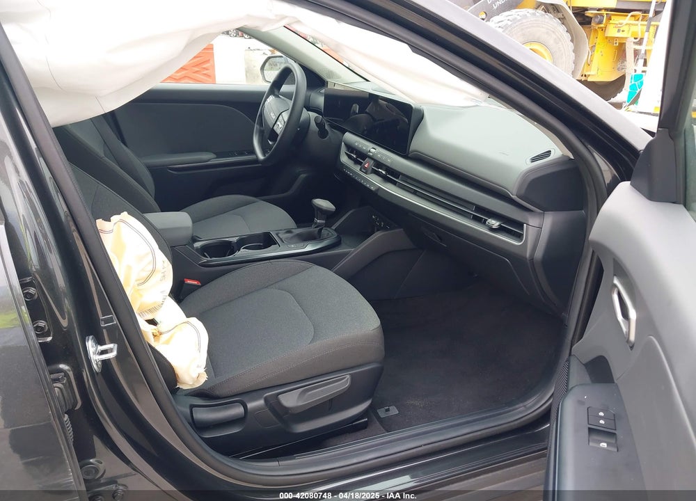 2025 KIA K4 VIN: 3KPFT4DE9SE049898