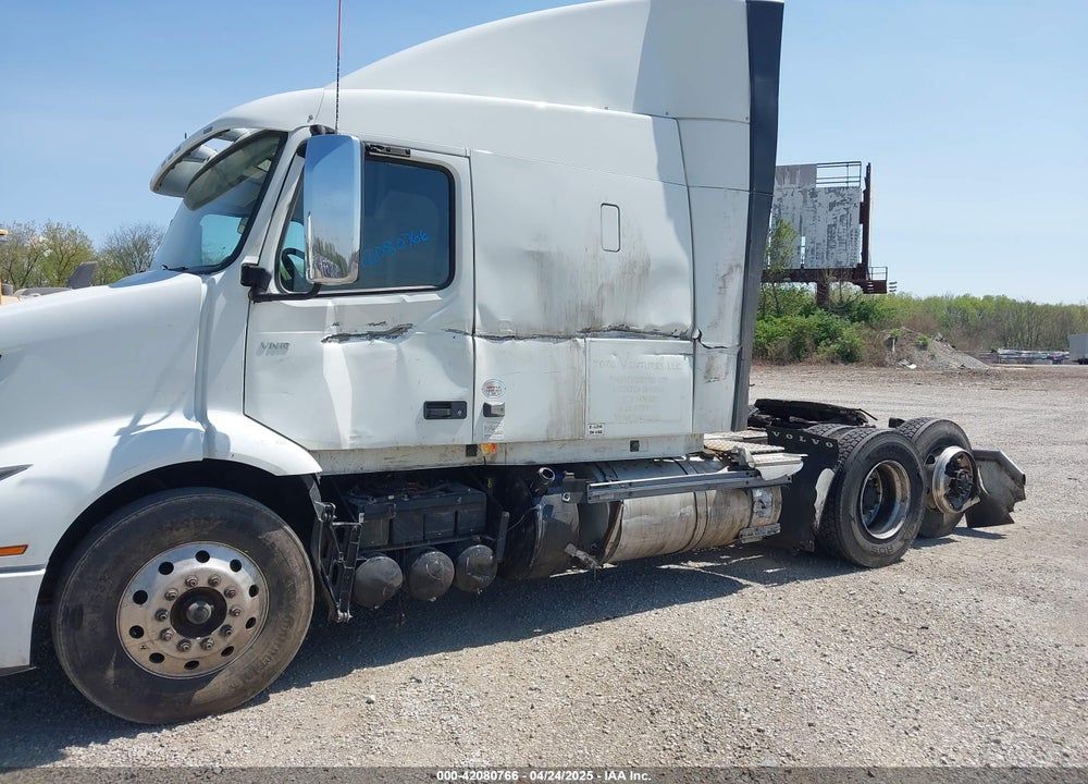 2023 VOLVO VNR VIN: 4V4WC9EH7PN618941