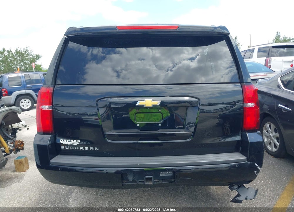 2018 CHEVROLET SUBURBAN LT VIN: 1GNSCHKC0JR273224