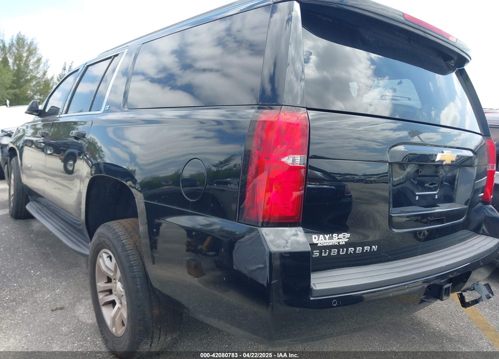 2018 CHEVROLET SUBURBAN LT VIN: 1GNSCHKC0JR273224