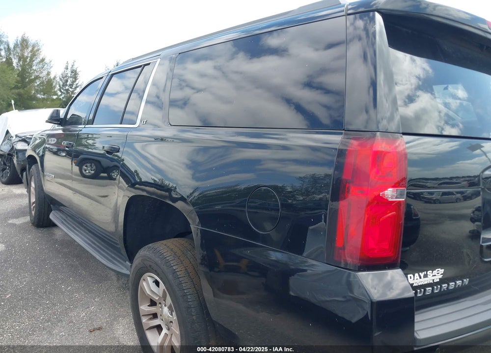 2018 CHEVROLET SUBURBAN LT VIN: 1GNSCHKC0JR273224