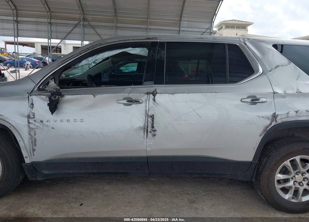 2021 CHEVROLET TRAVERSE FWD LS VIN: 1GNERFKWXMJ232175