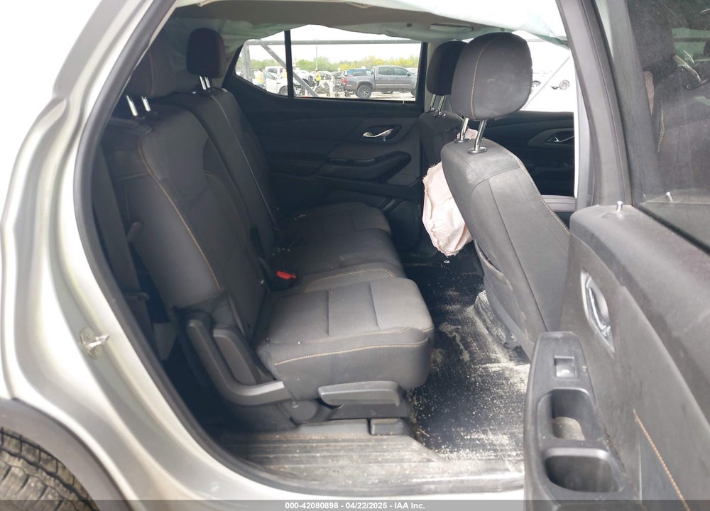 2021 CHEVROLET TRAVERSE FWD LS VIN: 1GNERFKWXMJ232175