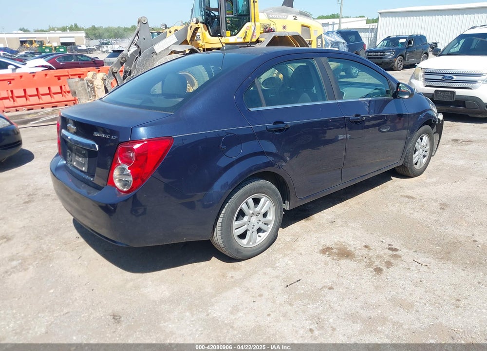 2015 CHEVROLET SONIC VIN: 1G1JC5SH2F4157230