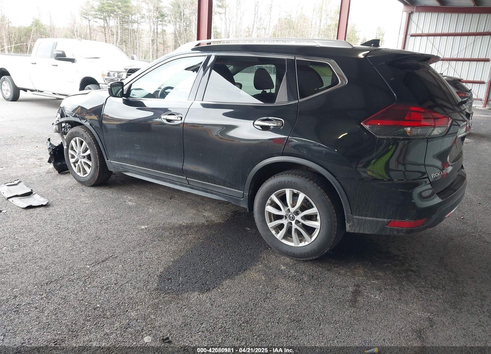 2018 NISSAN ROGUE SV VIN: KNMAT2MT8JP519057