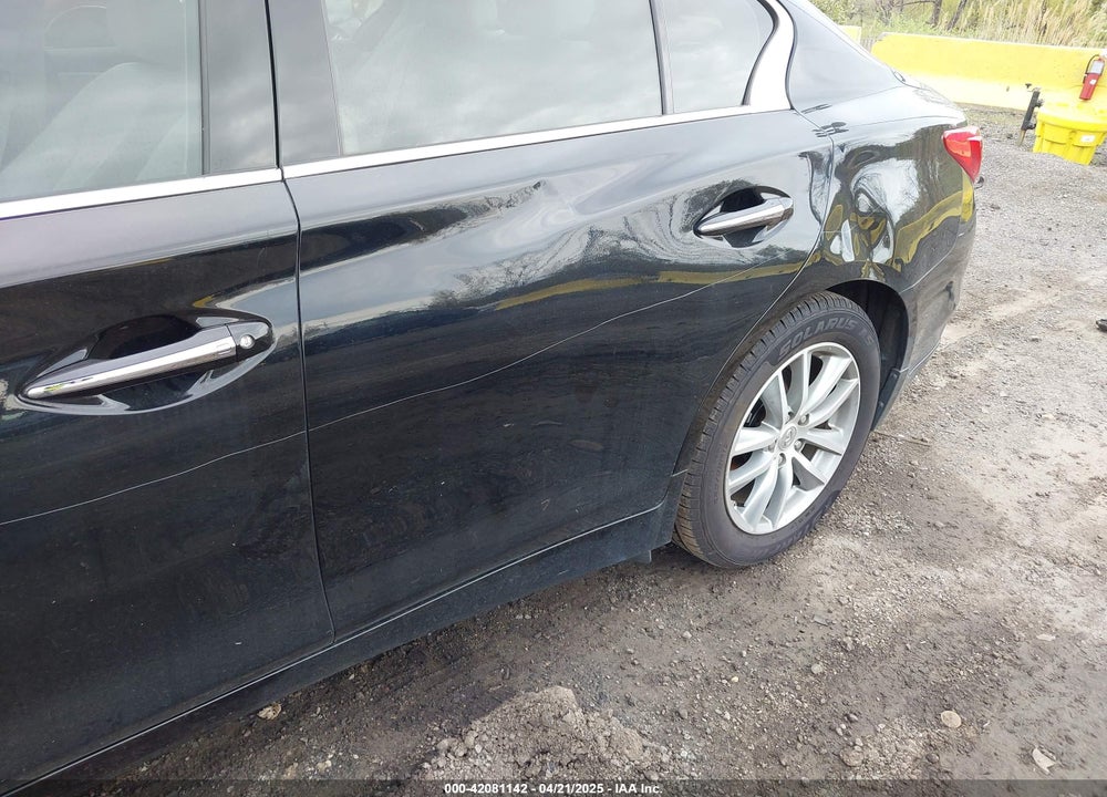 2015 INFINITI Q50 PREMIUM/SPORT VIN: JN1BV7AR4FM414144