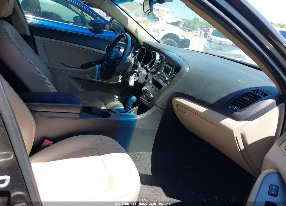 2011 KIA OPTIMA LX VIN: KNAGM4A78B5176285