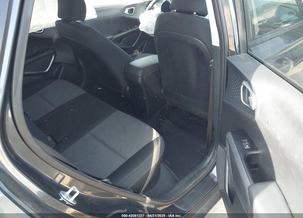 2020 KIA SOUL !/+/S VIN: KNDJ23AU7L7004317
