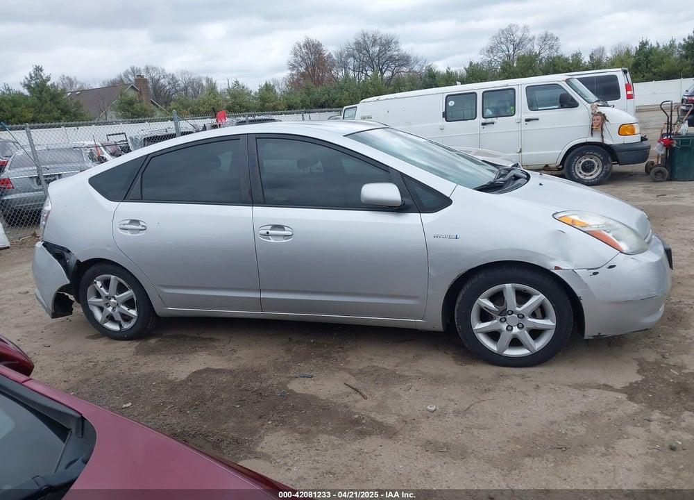 2007 TOYOTA PRIUS TOURING VIN: JTDKB20U977666406