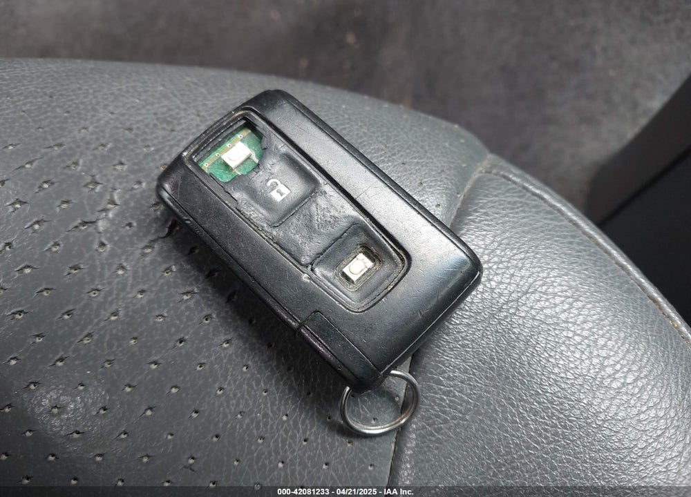 2007 TOYOTA PRIUS TOURING VIN: JTDKB20U977666406