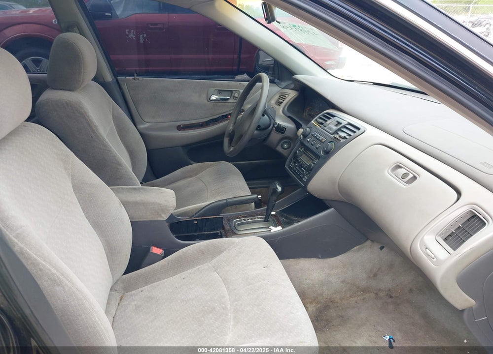 2002 HONDA ACCORD 2.3 EX/2.3 SE VIN: 1HGCG668X2A171099