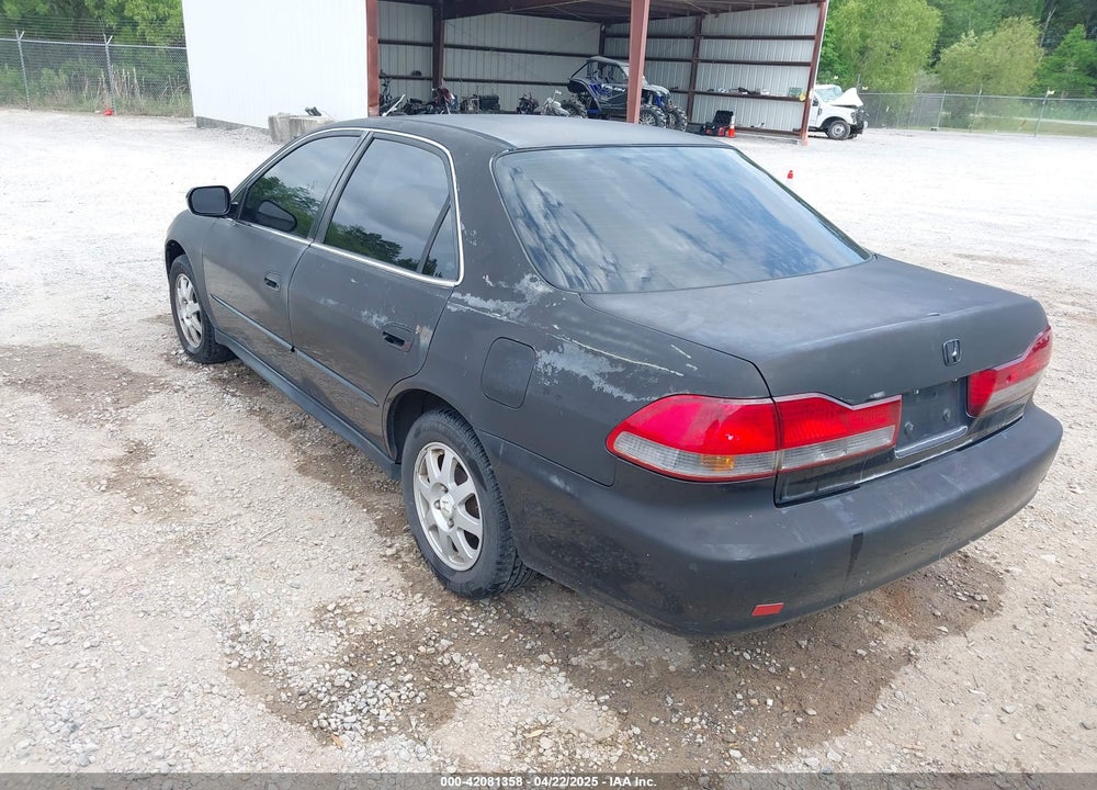 2002 HONDA ACCORD 2.3 EX/2.3 SE VIN: 1HGCG668X2A171099