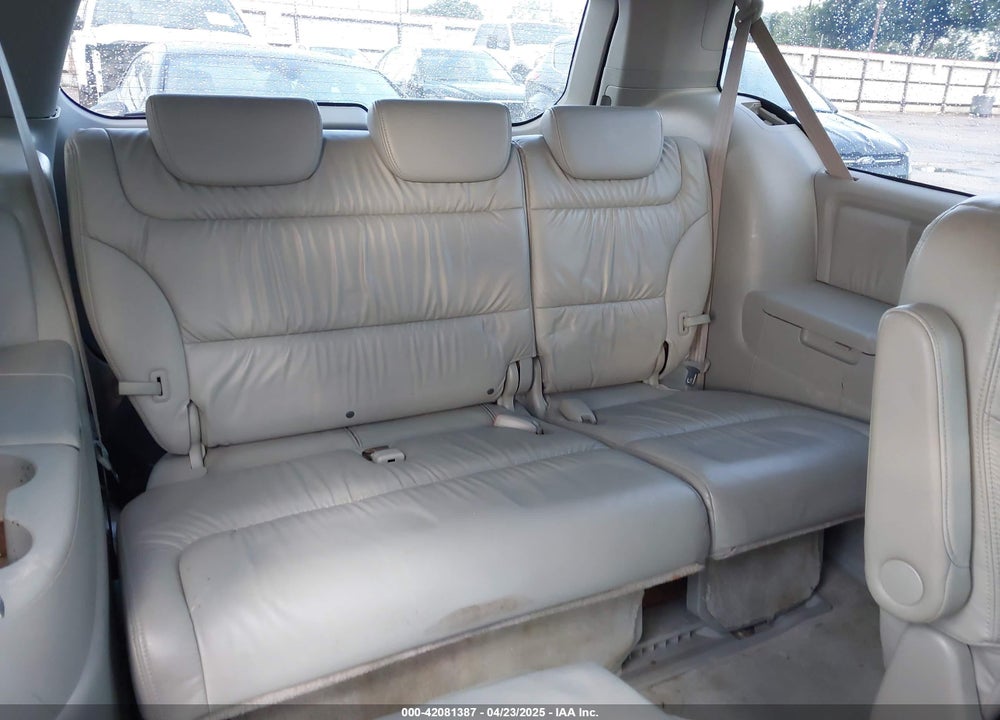 2007 HONDA ODYSSEY TOURING VIN: 5FNRL38857B100052
