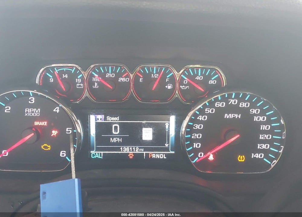 2018 CHEVROLET SUBURBAN VIN: 1GNSCJKC5JR393141