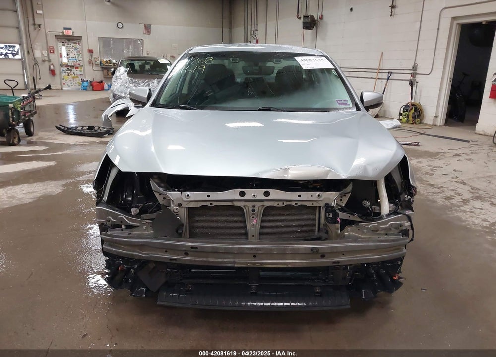 2018 SUBA LEGACY PREMIUM VIN: 4S3BNAF65J3038108