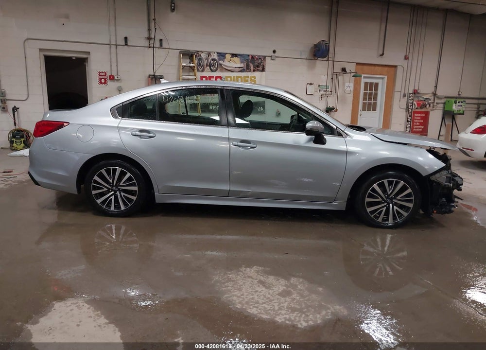 2018 SUBA LEGACY PREMIUM VIN: 4S3BNAF65J3038108