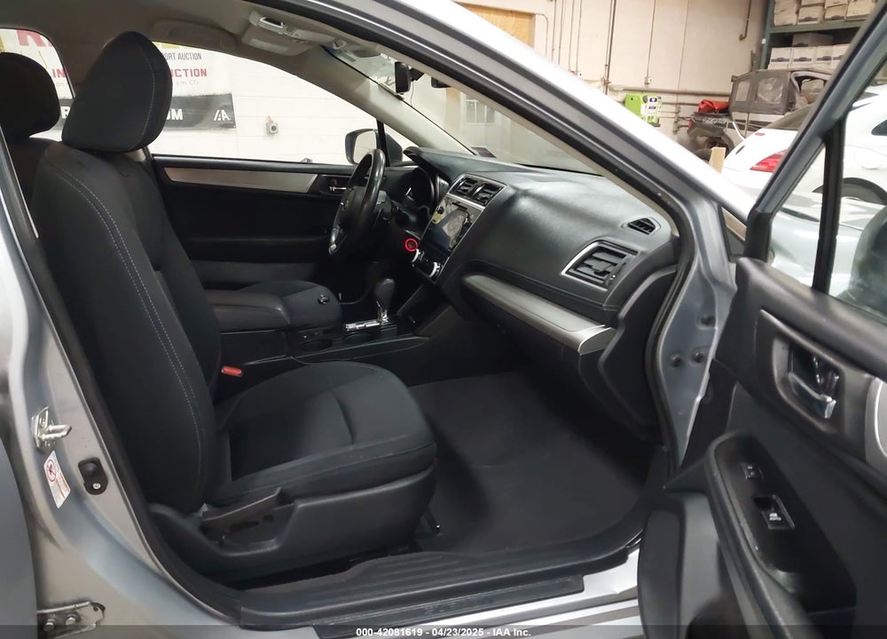 2018 SUBA LEGACY PREMIUM VIN: 4S3BNAF65J3038108