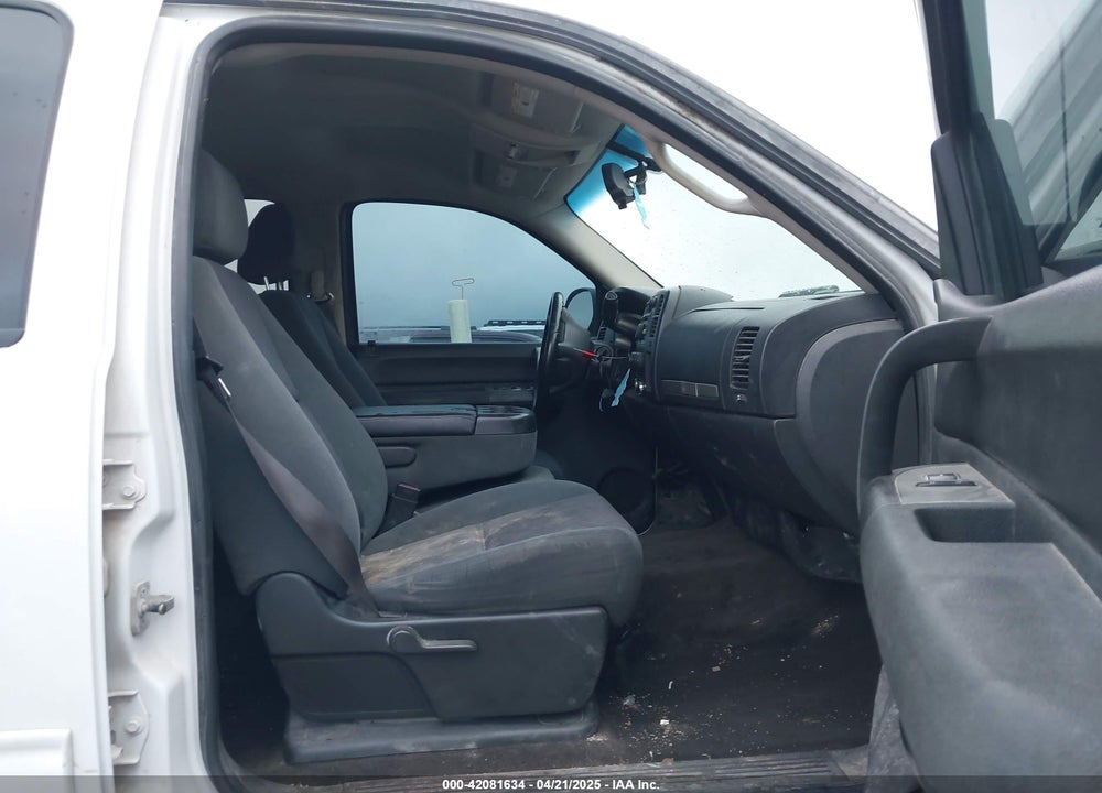 2009 CHEVROLET SILVERADO 1500 LT VIN: 3GCEK23359G120239