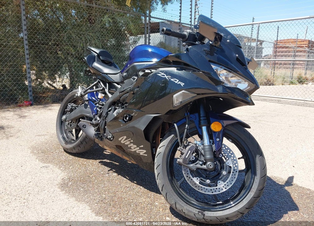 2024 KAWASAKI ZX400 P VIN: ML5ZXCP16RDA18993